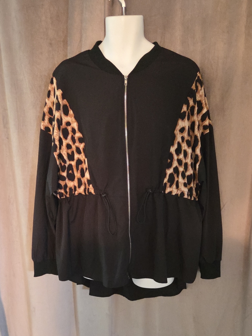 SHEIN 4X (Fits Small) Black Bomber Jacket with Leopard Panels